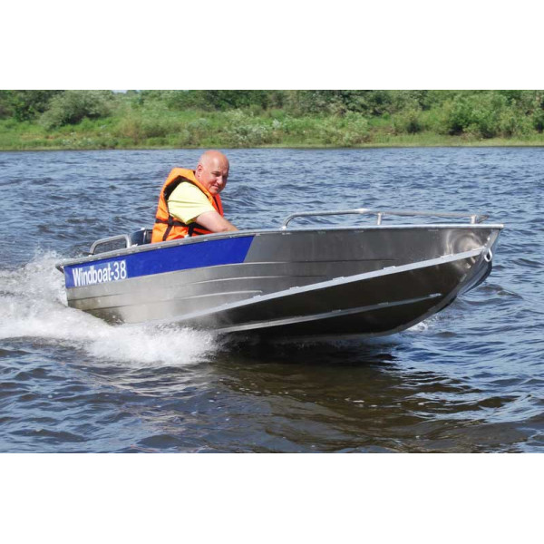 Алюминиевая лодка WINDBOAT-38 в Благовещенске